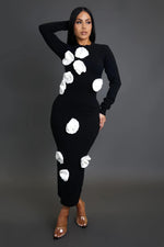 Load image into Gallery viewer, Long Sleeve Flower Detail Knit Long Dress
