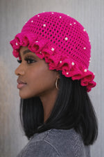 Load image into Gallery viewer, PEARL DETAIL CROCHET HAT
