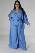 Load image into Gallery viewer, V NECK LOOSE JUMPSUIT W/BELT
