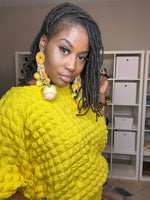 Load image into Gallery viewer, Flower Power Earring

