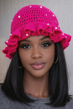 Load image into Gallery viewer, PEARL DETAIL CROCHET HAT
