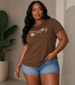 Load image into Gallery viewer, Beauty Print Sequin Tee
