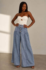 Load image into Gallery viewer, Button Fly Jeans
