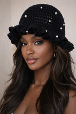 Load image into Gallery viewer, PEARL DETAIL CROCHET HAT
