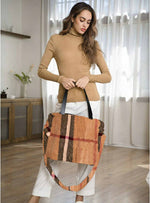 Load image into Gallery viewer, Diva Fashion Bag
