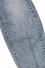Load image into Gallery viewer, Diamond Barrel Jeans
